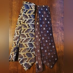 Concepts Men's Elegant Brown and Gold Patterned Ties